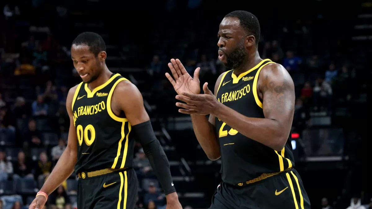 Draymond Green memuji Jonathan Kuminga (00) setelah pemain berusia 23 tahun itu meminta pertukaran tim pekan ini.  (Petre Thomas)
