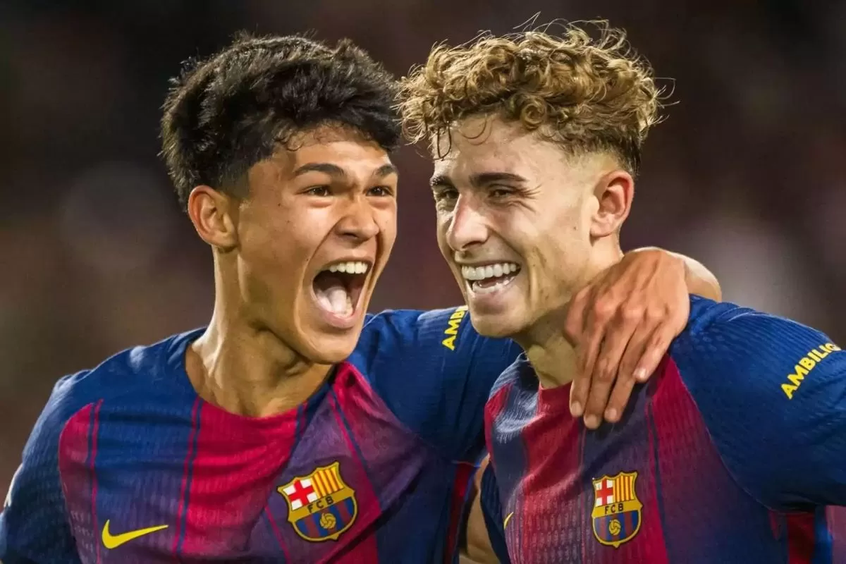 Kepergian Dro Fernandez (kiri) dari Barcelona yang akan segera terjadi.