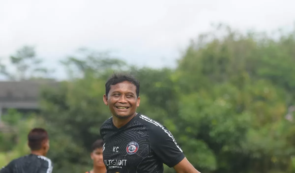 Asisten pelatih Arema FC, Kuncoro. (Arema FC)