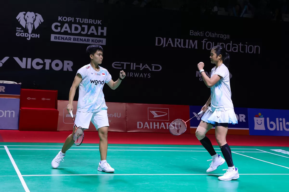 Siti Fadia Silva Ramadhanti dan Amallia Cahaya Pratiwi membuka lembaran baru sebagai pasangan ganda putri dengan kesan positif di Daihatsu Indonesia Masters 2026. (PBSI)