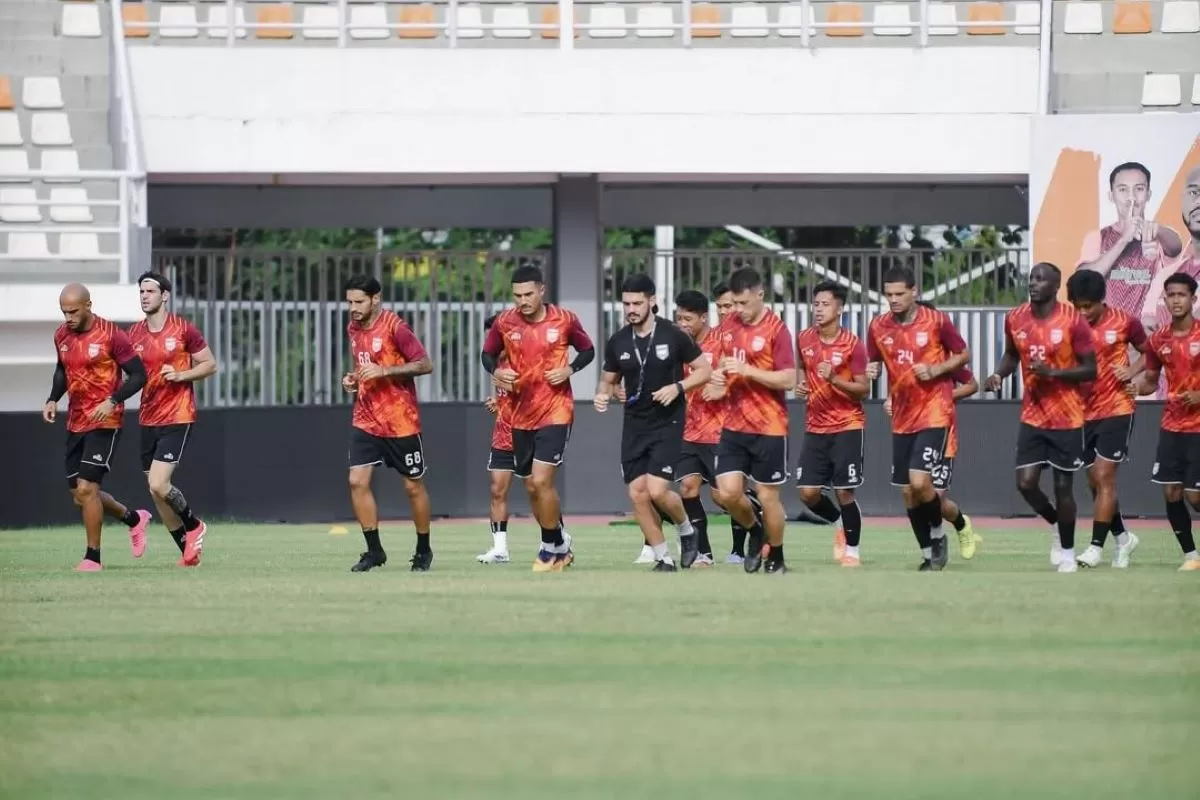 Skuat Borneo FC jalani latihan intensif jelang putaran kedua Super League 2025/26 (@borneofc.id)