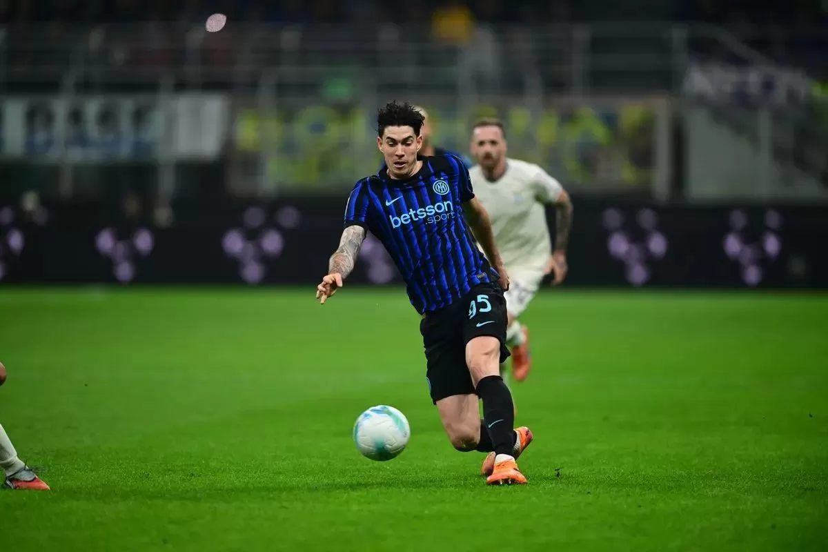 Deco sadar Alessandro Bastoni dari Inter Ingin bergabung dengan Barcelona.