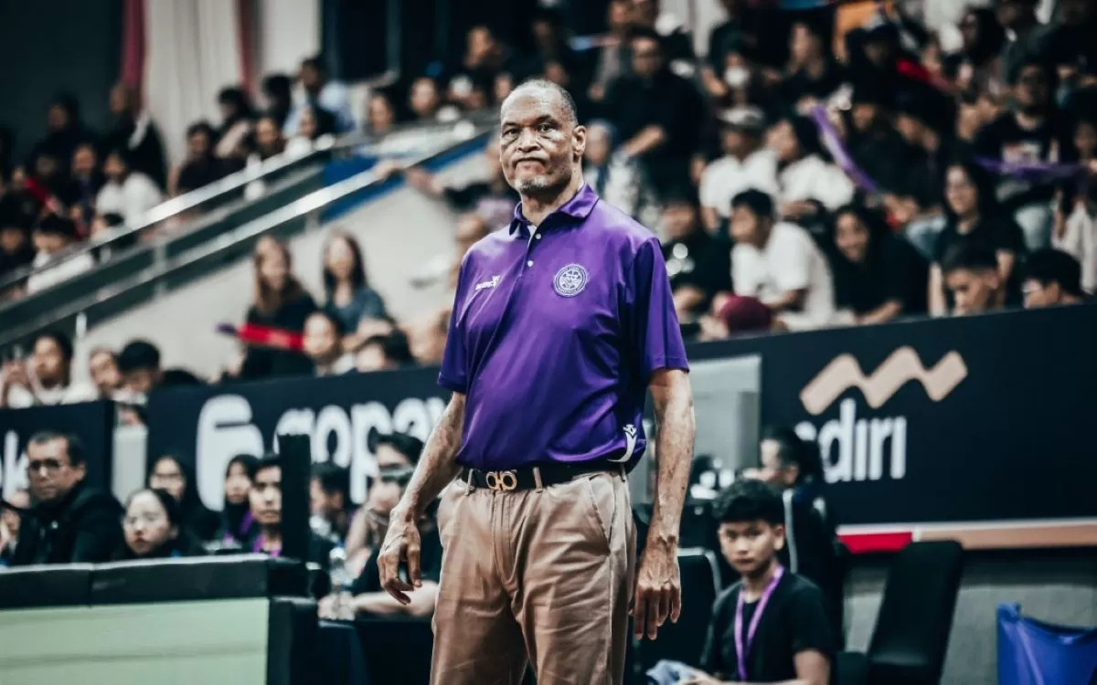 Brian Rowsom tinggalkan kursi pelatih Rans Simba Bogor (IBL)