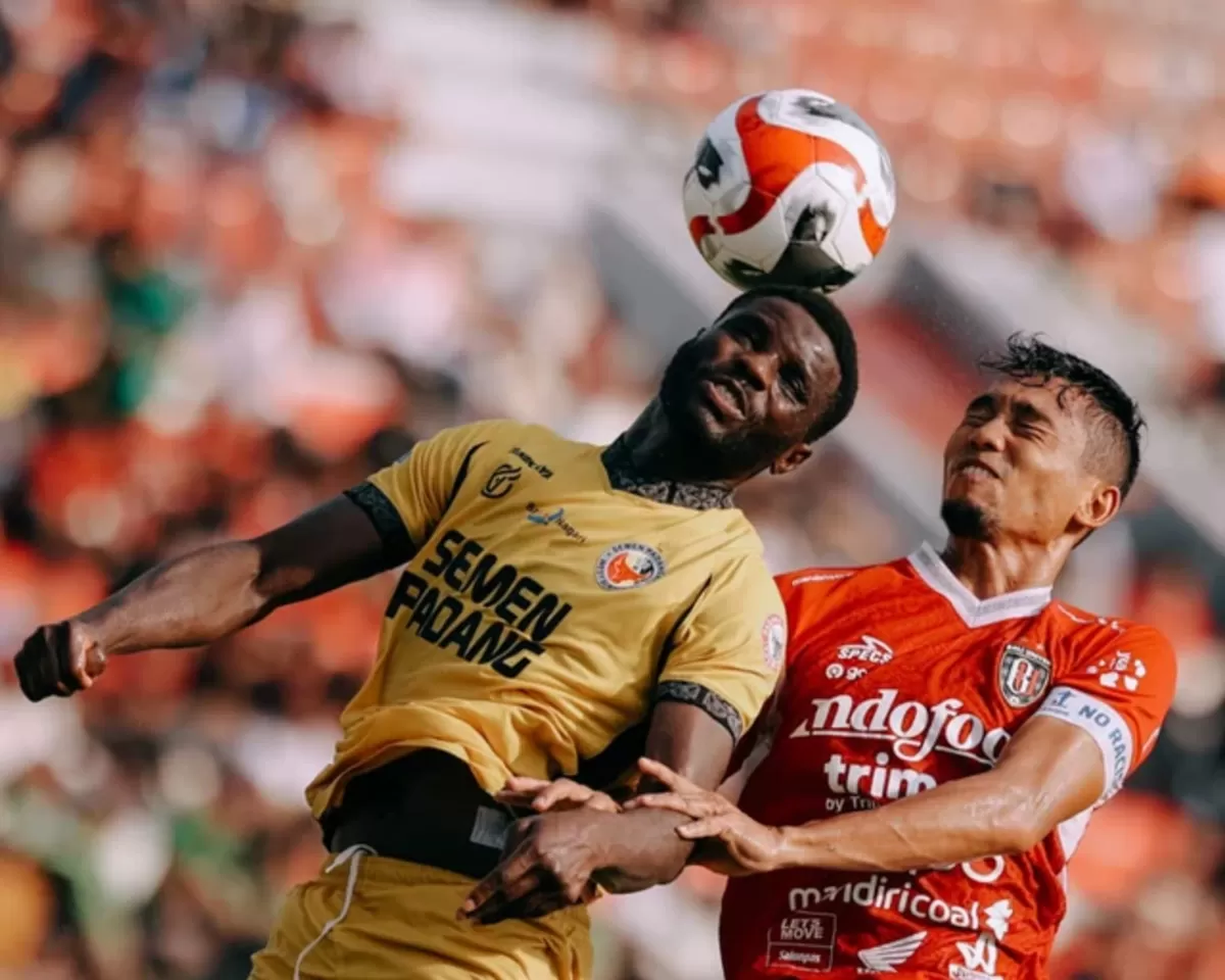 Pertandingan Bali United vs Semen Padang pada pekan ke-18 Super League 2025/26. (Bali United)