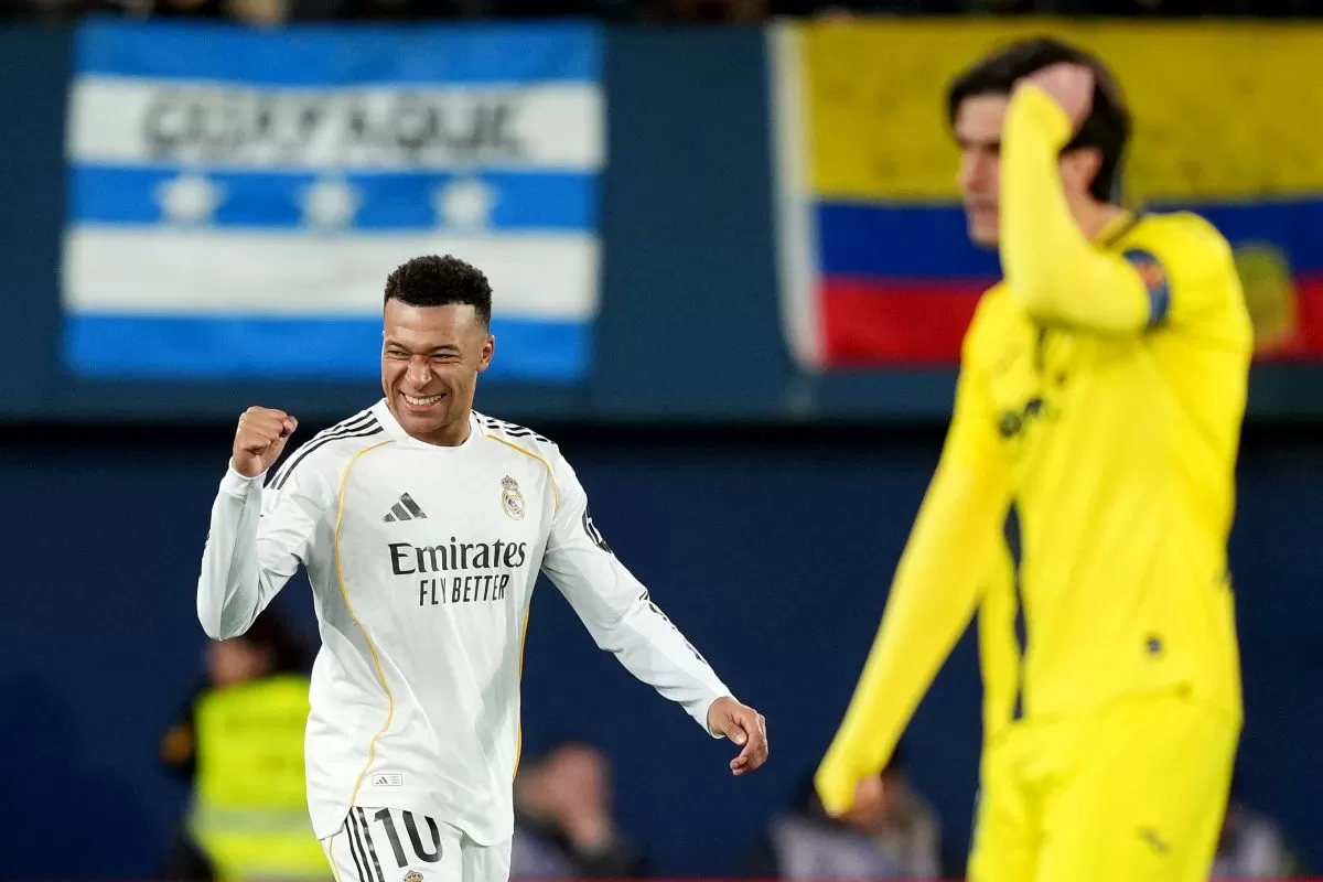 Kylian Mbappe mecetak dua gol menakjubkan.