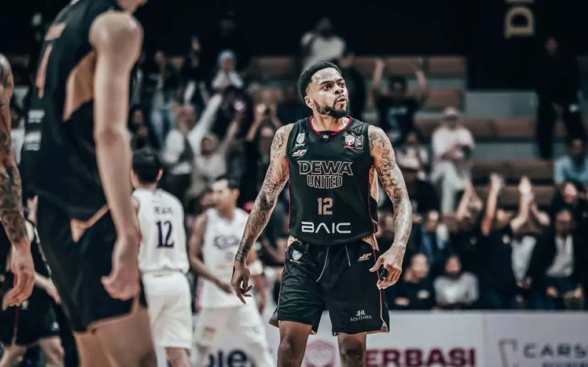 Donell Cooper II bawa Dewa United taklukkan Rans Simba Bogor (IBL)