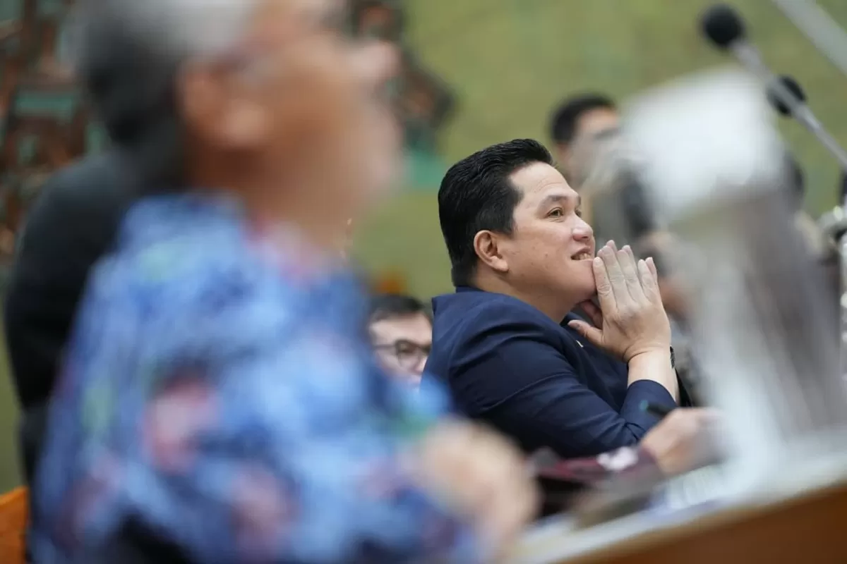 Menpora Erick Thohir saat mendengarkan jawaban Komisi X DPR RI di Raker Anggaran Kemenpora, Senin lalu, 27 Januari 2026. (KEMENPORA)