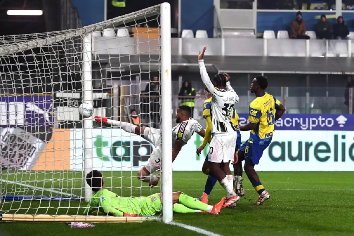 Bremer mencetak dua gol untuk Juventus selama pertandingan Serie A melawan Parma.