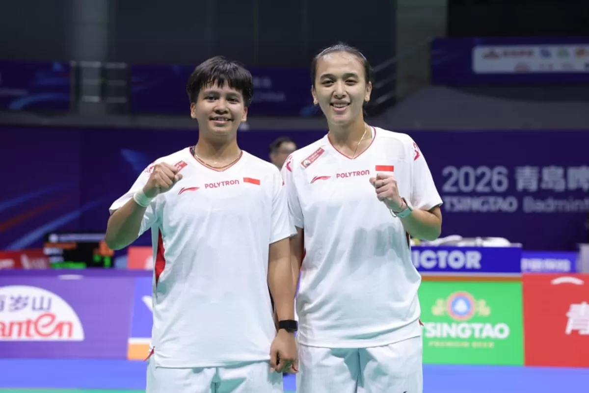 Tertinggal 0-1 dari Hong Kong di penyisihan Grup X Kejuaraan Beregu Asia 2026, ganda ganda putri Febriana Dwipuji Kusuma/Meilysa Trias Puspitasari berhasil membalikan keadaan. (PBSI)