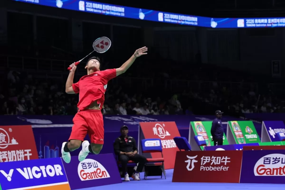 Prahdiska Bagas Shujiwo yang turun di partai ketiga menjadi pembuka jalan bagi Indonesia untuk kemudian berbalik unggul di akhir pertandingan melawan Malaysia pada Kejuaraan Beregu Asia 2026.  (PBSI)