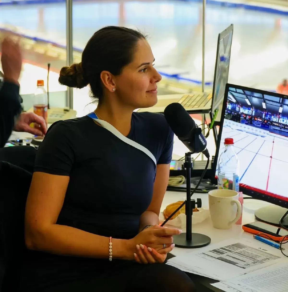 Ianculescu akan menjadi komentator cabang olahraga seluncur cepat lintasan panjang di Olimpiade Musim Dingin 2026. (instagram @speed_skater)