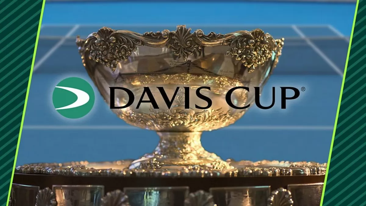 Trofi Davis Cup. Indonesia mentargetkan lolos ke Grup Dunia II Piala Davis. Sementara unggul 2-0 atas Togo pada babak playoff di GBK, Jakarta, Sabtu kemarin, 7 Februari 2026. (daviscup.com)