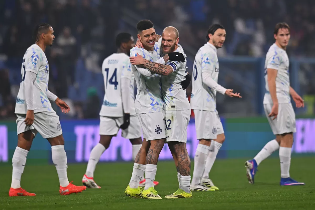 Luis Henrique merayakan pesta kemenangan Inter 5-0 atas Sassuolo.