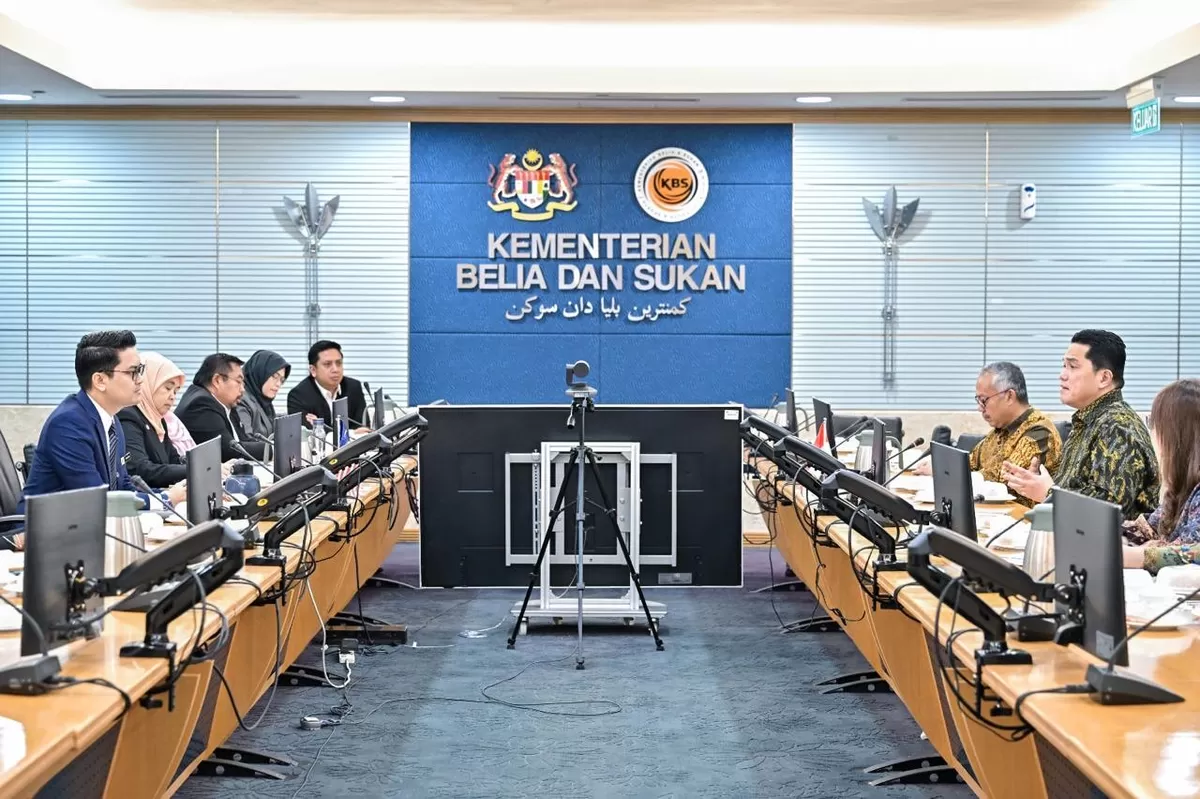 Menpora Erick Thohir melakukan pertemuan dengan Menteri Belia dan Sukan Malaysia,  Muhammed Taufiq Johari, di Kuala Lumpur, Selasa, 10 Februari 2026. Keduanya soroti tantangan SEAG 2027. (KEMENPORA )