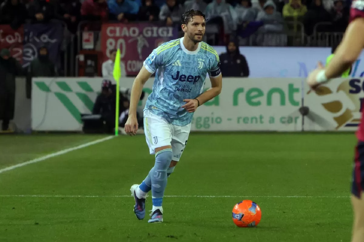 Manuel Locatelli akan menggantikan Luciano Spalletti.