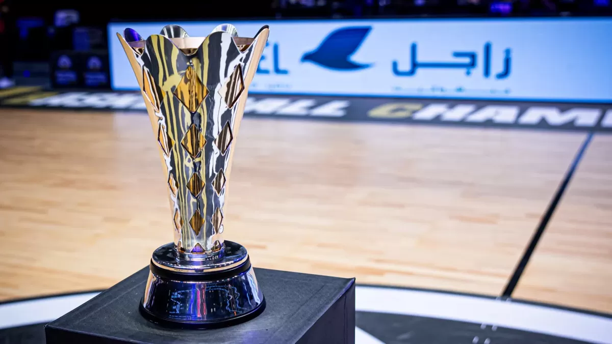 Trofi BCL Asia. Indonesia di edisi kali ini akan diwakili oleh Dewa United yang akan debut di turnamen level Asia tersebut.  (fiba.basketball)