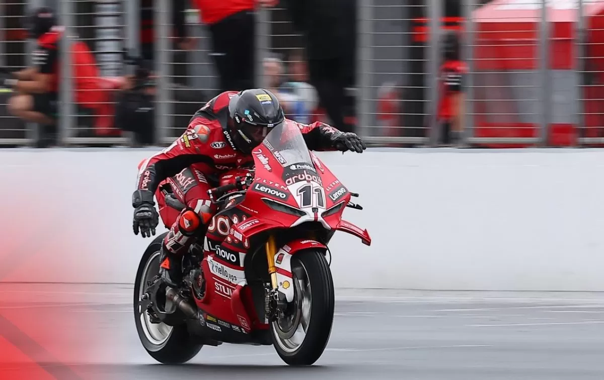 Nicolo Bulega sabet hattrick di WorldSBK Australia 2026 (WorldSBK)
