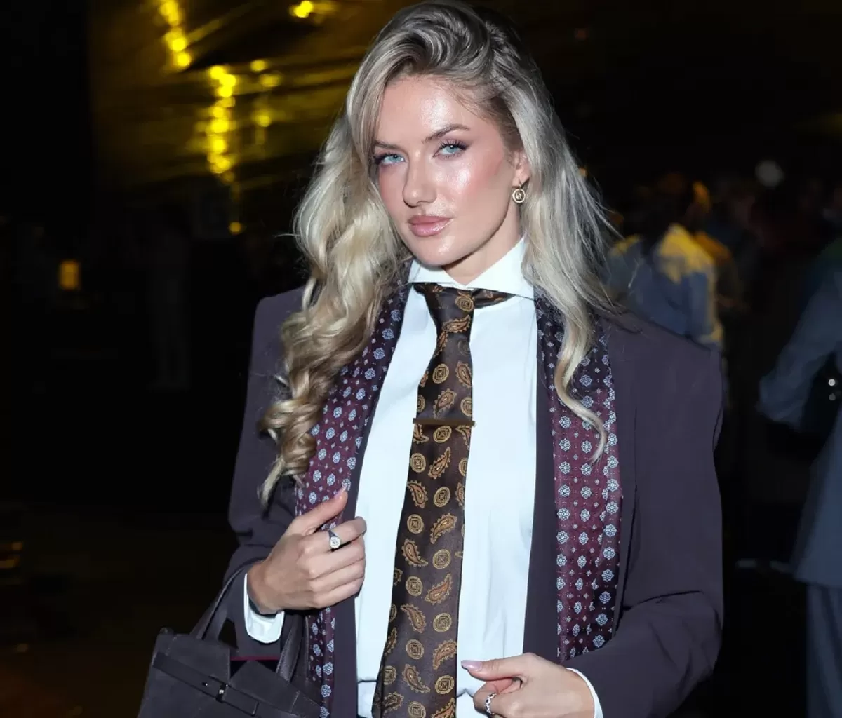 Alica Schmidt, 27 tahun, bukanlah orang asing bagi gaya hidup glamor. 