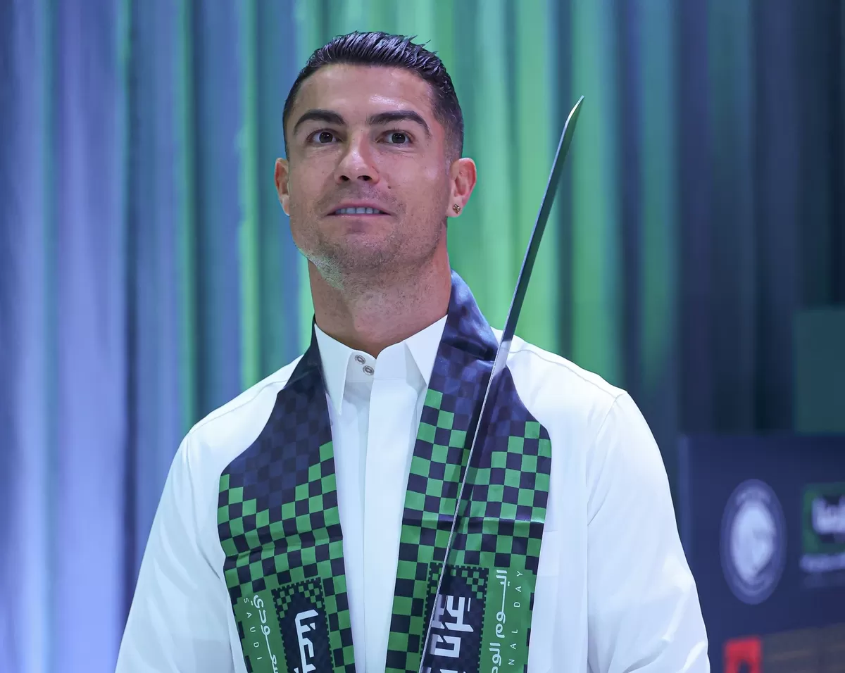 Cristiano Ronaldo menjadi owner klub sepak bola.