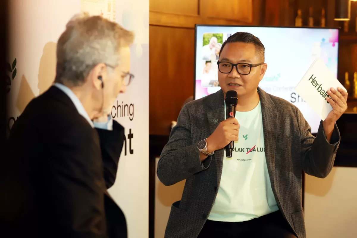 eluncuran SharpSpearmint Herbalife Indonesia bertepatan dengan media briefing kesehatan otak yang menghadirkan pakar kesehatan kognitif internasional (Herbalife)
