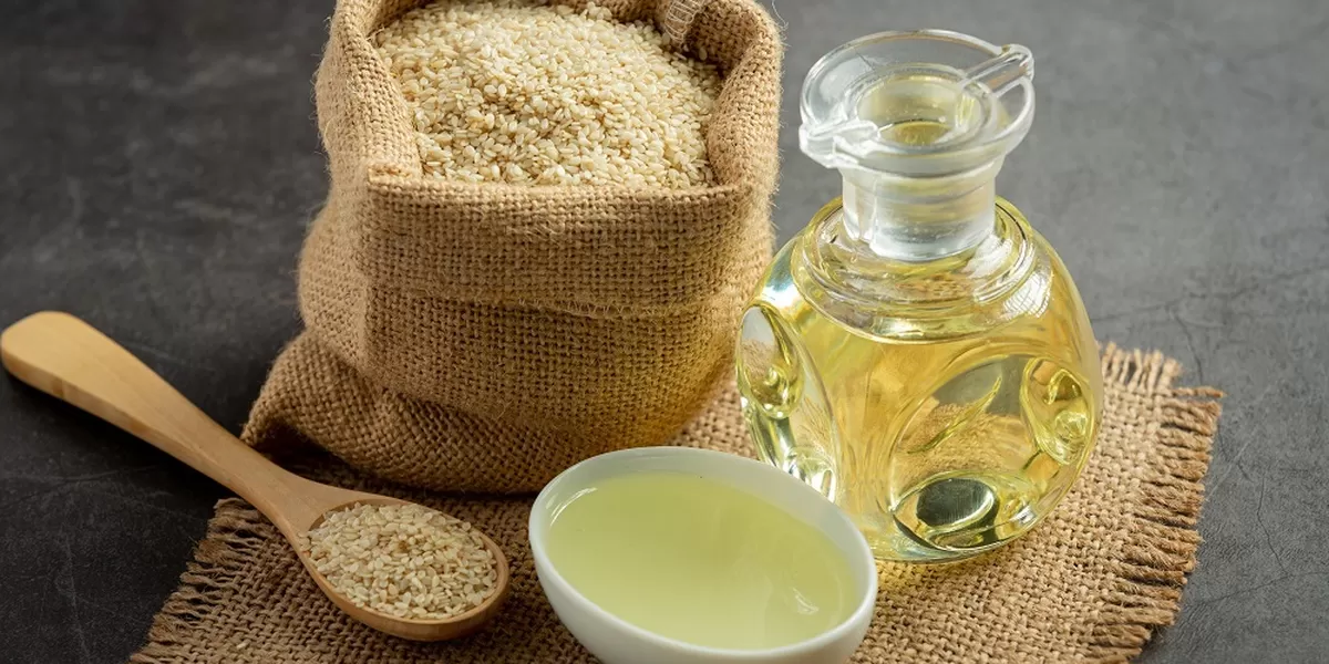 Simak! 10 Manfaat Minyak Wijen Untuk Kesehatan (Freepik)