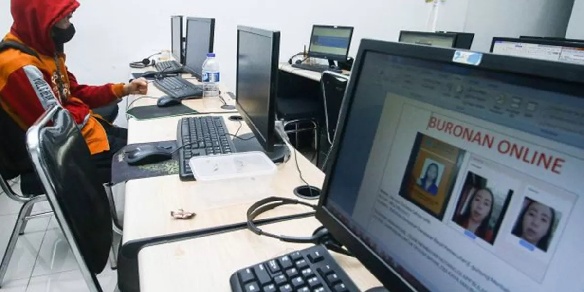 Kantor pinjol ilegal di Kelapa Gading, Jakarta.