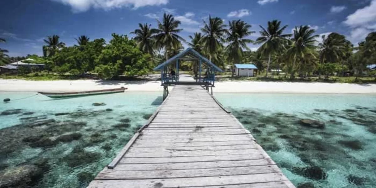  10 Pantai Paling Indah dan Sangat Mempesona di Papua /Foto:Istimewa