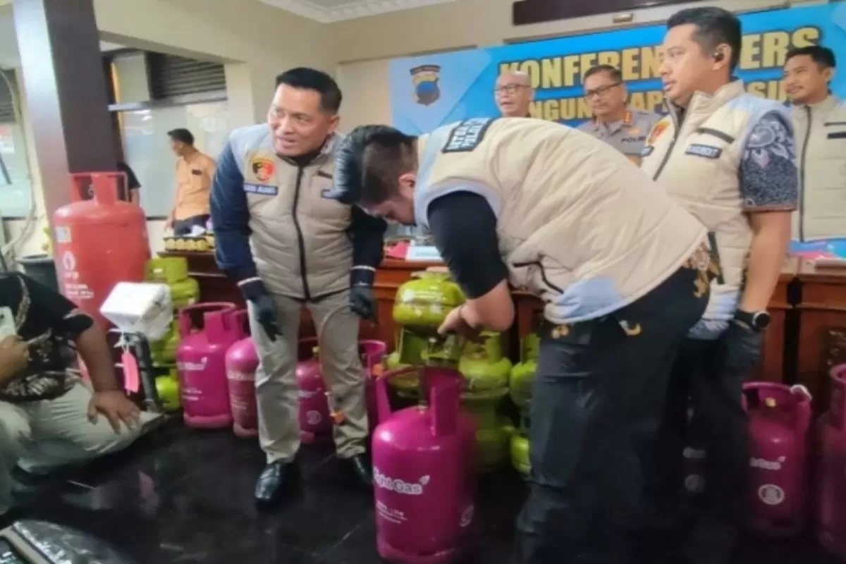 Polda Jateng Bongkar Pengoplosan Elpiji di Semarang yang Didalangi  Residivis, Kerugian Negara Rp10 Miliar - Soerakarta.id