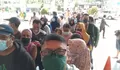 Kesal Antri Lama, Warga Kabupaten Bogor  Pinta Pak Jokowi Jual Minyak Goreng