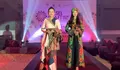 Batik Rongkong Rancangan Desainer Rinamariana Sita Perhatian Pengunjung Sulsel Craft Show 2022