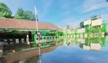 Usai Hujan, Sekolah Dasar Negeri Cogreg Dua (SDN Cogreg 02)  Seperti Mengapung di Air