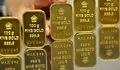 Harga Emas Antam turun Rp8.000 per gram menjadi Rp941.000