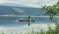 Ngebolang Yuk Bestie! Lakukan Perjalanan ke Wisata Danau Singkarak di Solok, Sumatera Barat