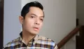 Air mata Dude Harlino tak tertahankan lagi, ternyata ini sosok perempuan yang dia suka sebelum menikah