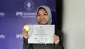 Alhamdulillah! Mahira, Santri SMAIT As Syifa Wanareja Raih Emas di Olimpiade Bahasa Inggris IYMI Award 2023