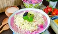 Resep salad buah topping keju. Enak dan segar. Untuk takjil Ramadhan mendatang juga cocok. Yuk simak resepnya!