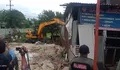 Sisa Kontrak 2 Tahun 5 KK Terkatung-katung Cari Tempat Tinggal,  Dibalik Duka Eksekusi Bangunan Usaha Madura