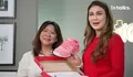 Sepatu Merah Muda untuk Luna Maya dari Atlet Dunia, Susy Susanti dan Alan Budikusuma