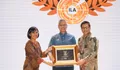 Dinobatkan Sebagai Pemimpin di Industrinya, Garda Oto Raih  Indonesia Industry Leadership Awards 2023