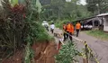 Pergerakan Tanah Sebabkan Jalan Alternatif Bogor Cianjur Terputus