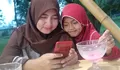 KH Ahmad Mukri Aji, Imbau Orang Tua Awasi Anak Saat Berinternet