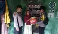 Sambut HUT Bhayangkara, Polsek Tenjo Bagikan 77 Paket Sembako kepada Warga Miskin