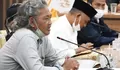 Wakil Ketua H. Oleh Soleh, S.H serta Pimpinan dan Anggota Komisi I DPRD Provinsi Jawa Barat menerima aspirasi dari Presedium TASELA