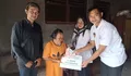 BLT DD Tiba di Rumah Enur: Kisah Inspiratif Disabilitas Penerima Manfaat di Desa Sumbersari, Purwakarta