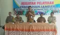 Cimpaeun Latih Puluhan Warga Pilah Sampah