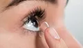 Sering Ketiduran Pakai Softlens, Ini Bahaya yang Kerap Diremehkan! 