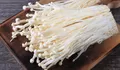 Jangan Kaget! Jamur Enoki Ternyata Susah Dicerna, Ini Penjelasannya