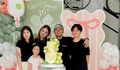 Wendi Cagur Rayakan Ulang Tahun ke-36 Ayu Natasya, Bareng Anak-anak Beri Kejutan!