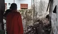 Cuaca Ekstrem Terjang dan Longsor di Jember Akibatkan Rumah Roboh
