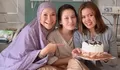 Kondisi Drop akibat Kelelahan, Ayu Ting Ting Dilarikan ke Rumah Sakit, Netizen: Kasihan Tulang Punggung